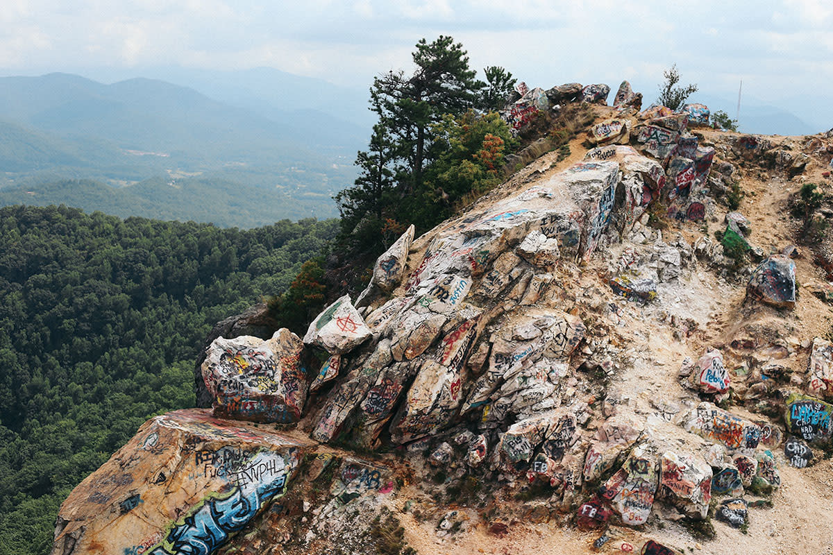 mysteries-of-georgias-bell-mountain