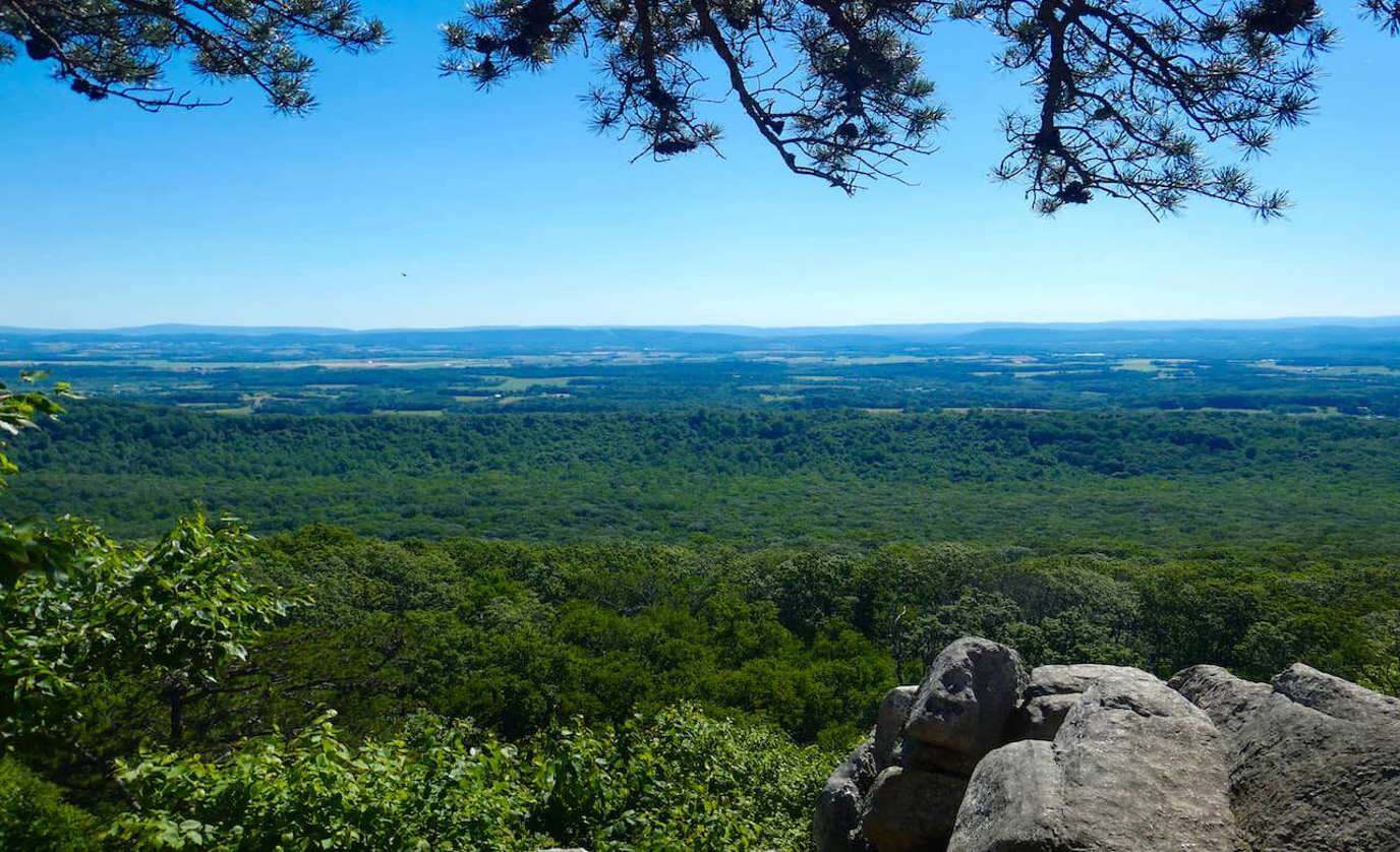 Mystery-Circles-Above-Maryland8217s-Sugarloaf-Mountain mystery-circles-above-marylands-sugarloaf-mountain