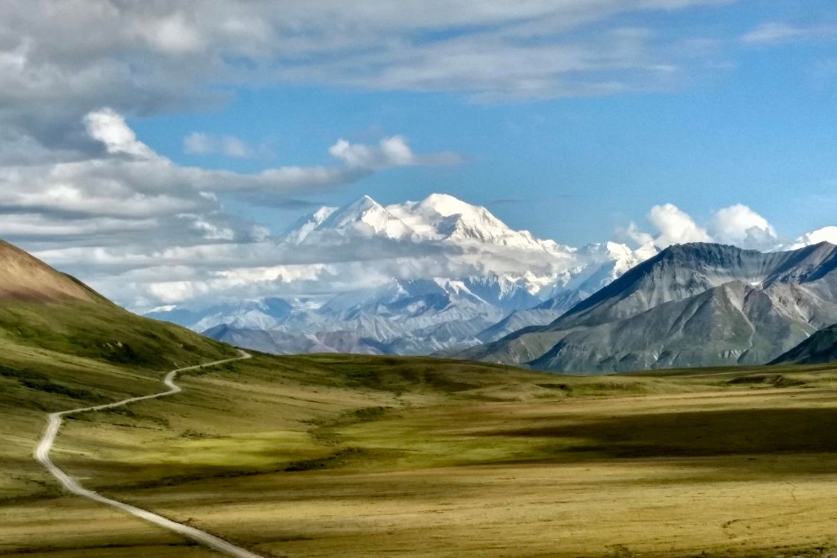 secrets-of-alaskas-valley-crown