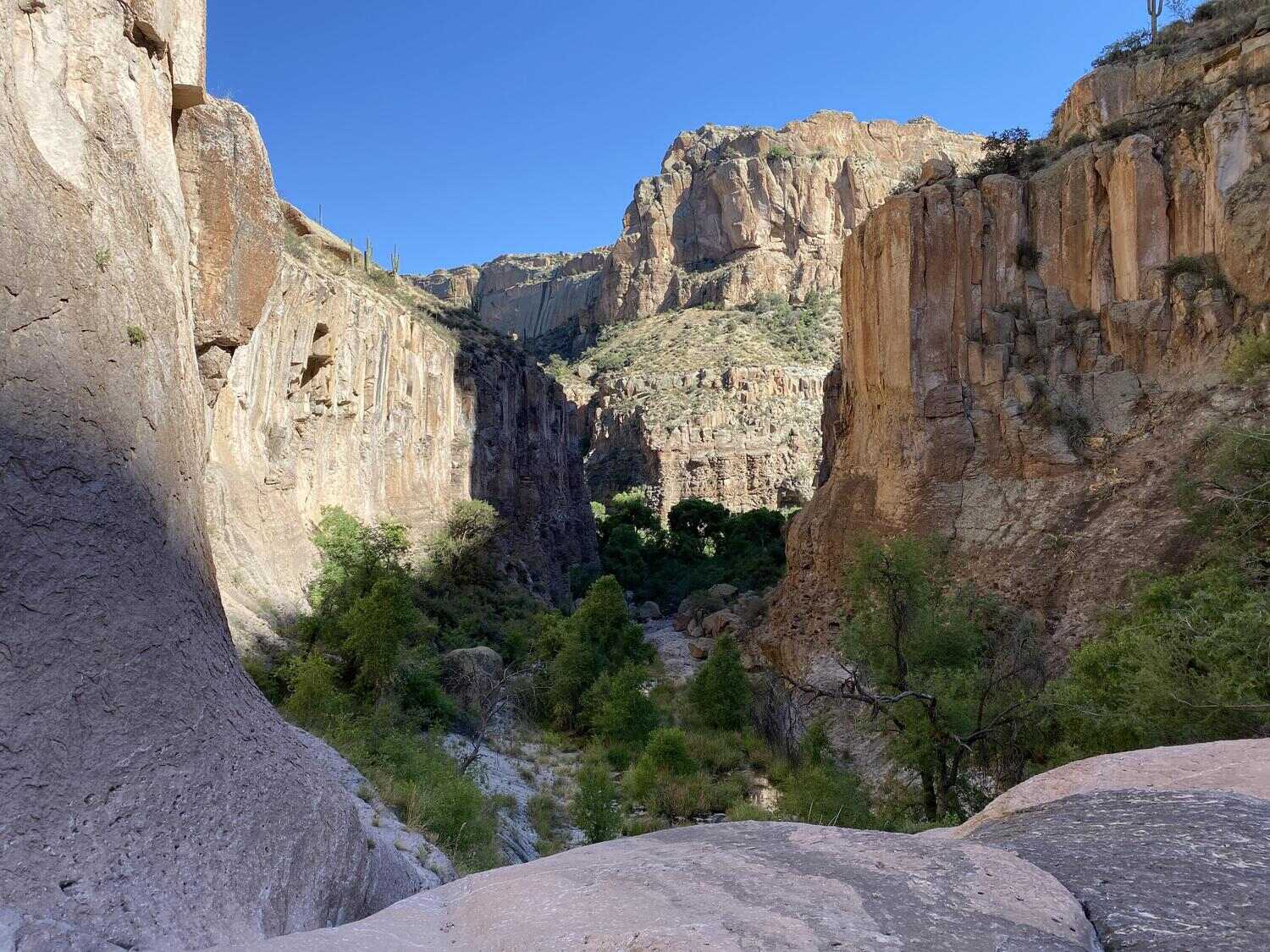 secrets-of-arizonas-aravaipa-canyon-cliff-dwellings