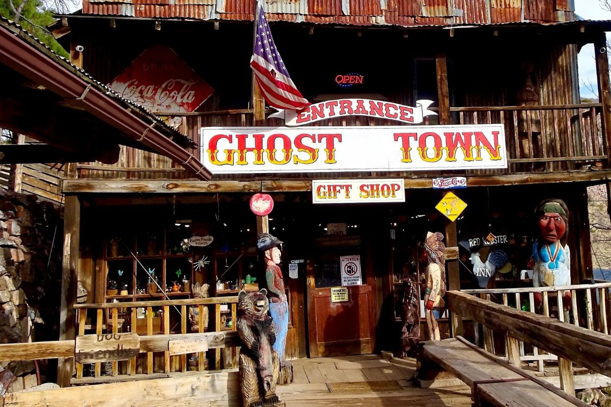 Secrets-Of-Arizona8217s-Ghost-Copper-Towns secrets-of-arizonas-ghost-copper-towns