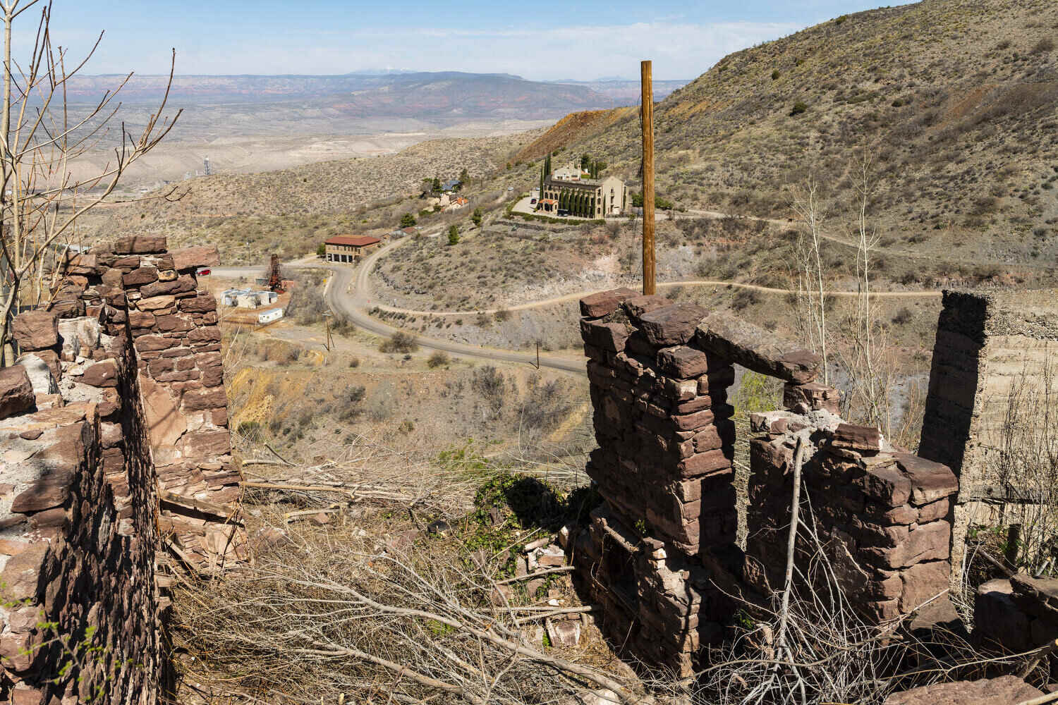 secrets-of-arizonas-jerome-mountains-ghost-copper-works