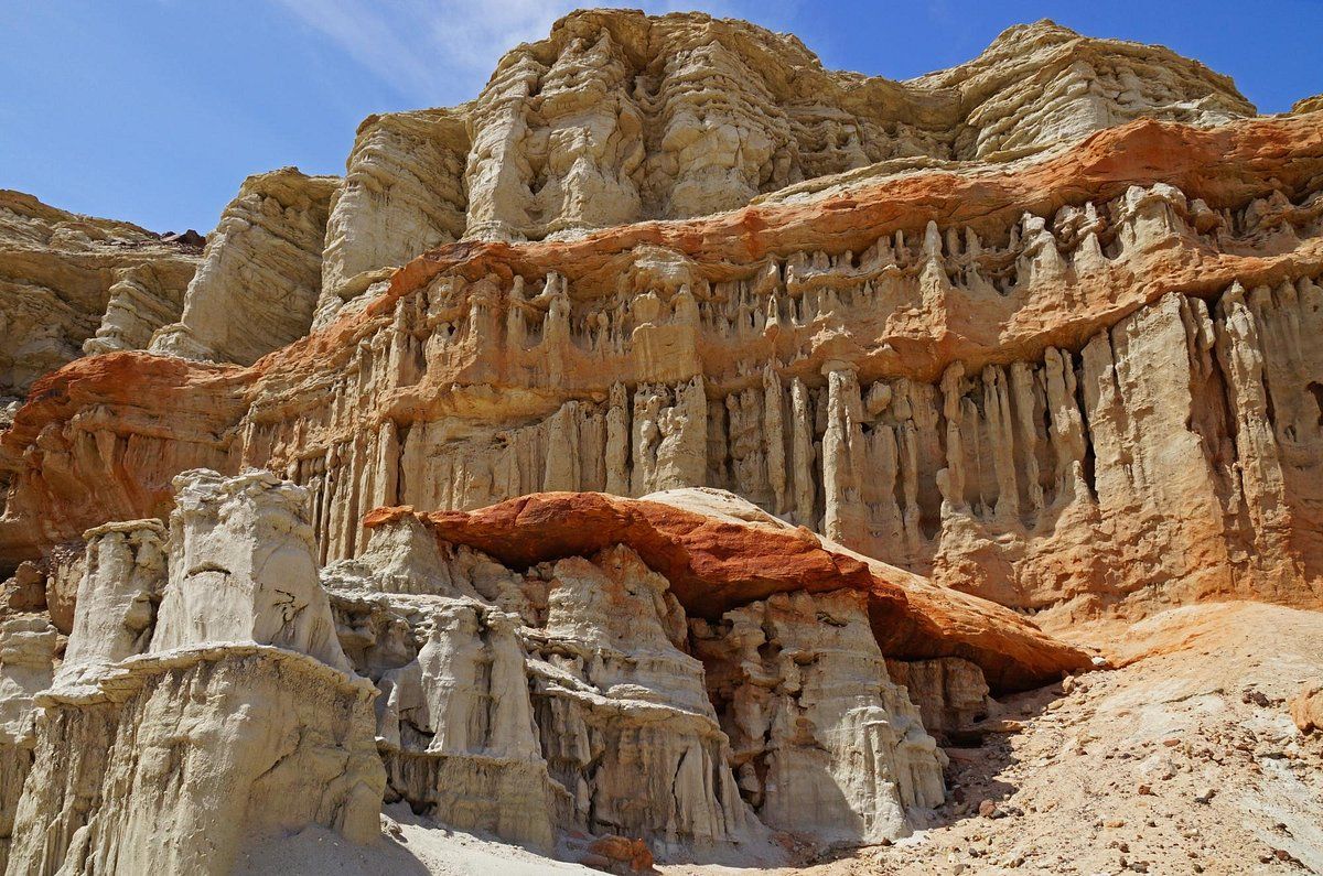 secrets-of-californias-red-rock-canyon-petroglyphs
