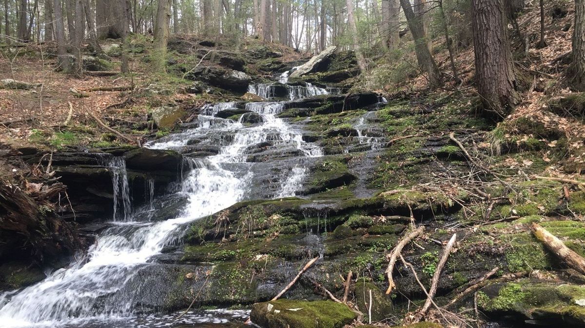 Secrets-Of-Connecticut8217s-Garnet-Mountain secrets-of-connecticuts-garnet-mountain