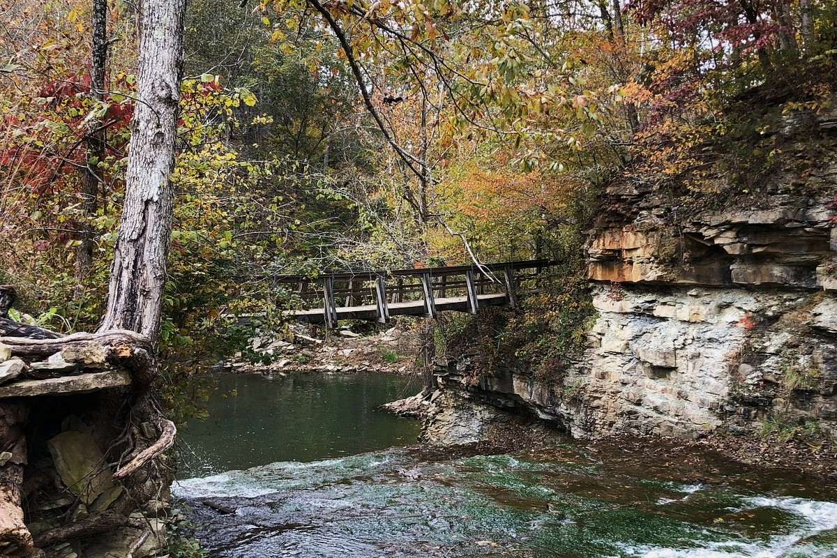 secrets-of-kentuckys-carter-caves-ice-caves