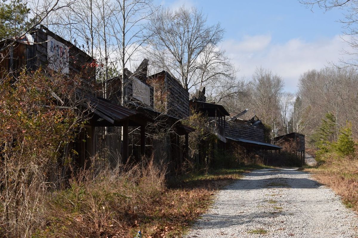 secrets-of-kentuckys-cumberland-ghost-mining-camps