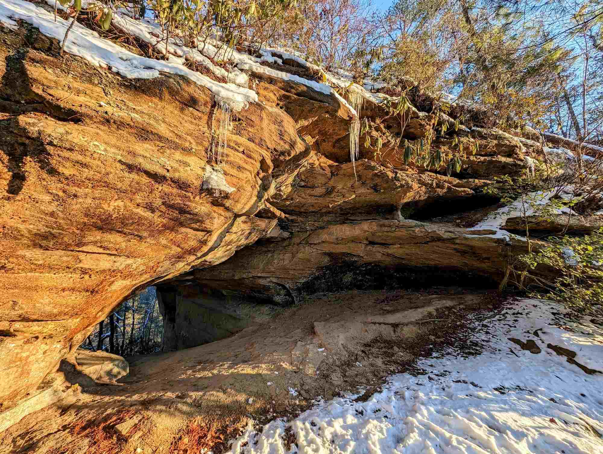 secrets-of-kentuckys-red-river-gorge-rock-shelters