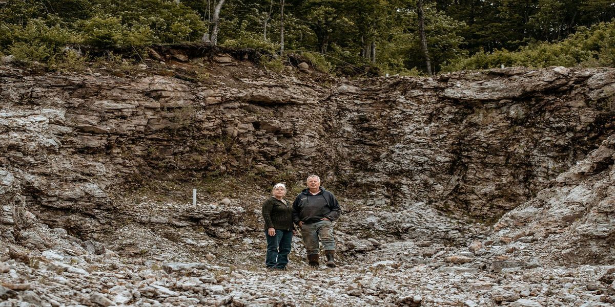 Secrets-Of-Maine8217s-Ghost-Amethyst-Towns-Mount-Mica secrets-of-maines-ghost-amethyst-towns-mount-mica