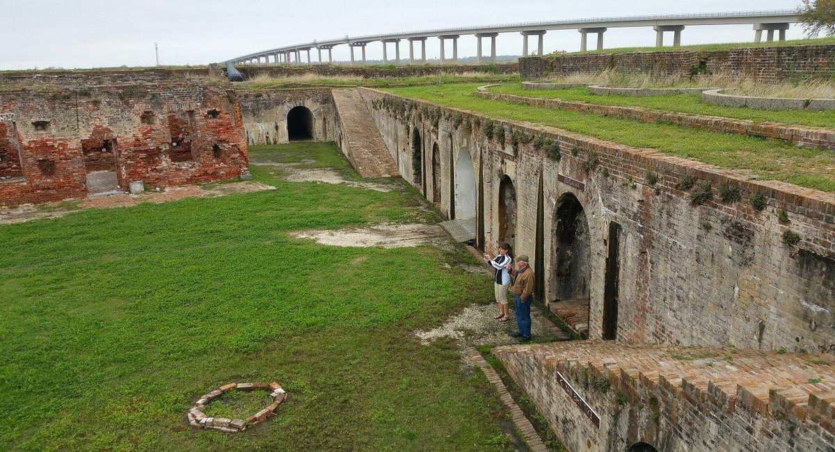 Secrets-Of-Mississippi8217s-Fort-Pike-Military-Paths secrets-of-mississippis-fort-pike-military-paths