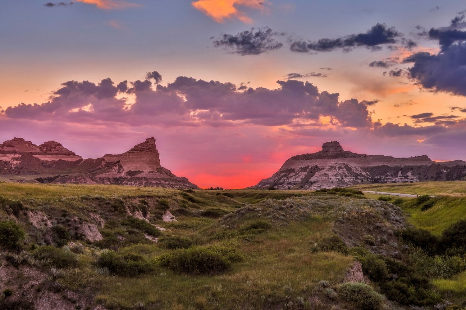 Secrets-Of-Nebraska8217s-Scotts-Bluff-Cloud-Cities secrets-of-nebraskas-scotts-bluff-cloud-cities
