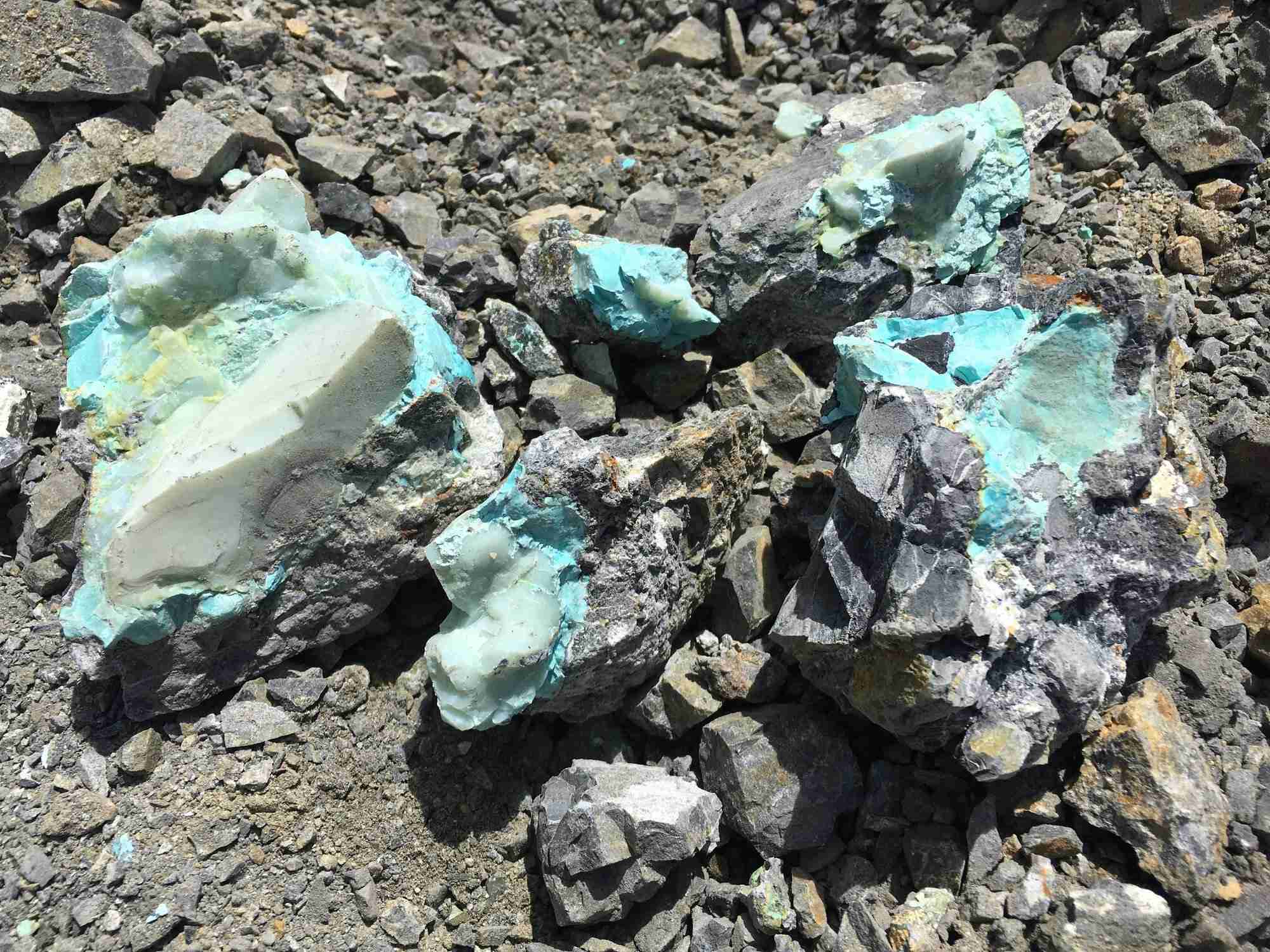 secrets-of-nevadas-royston-hills-turquoise-mines