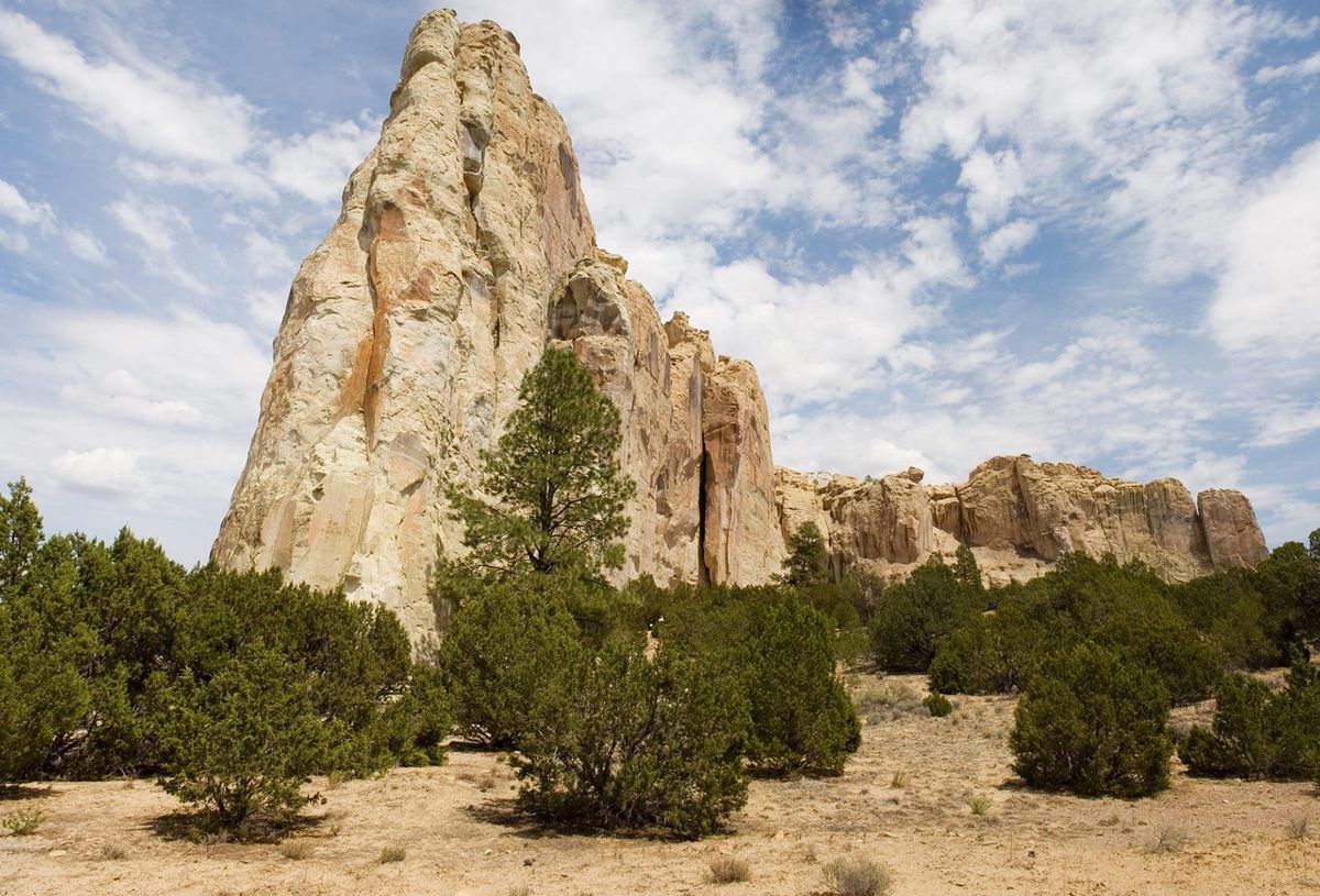 secrets-of-new-mexicos-el-morro-stone-circles