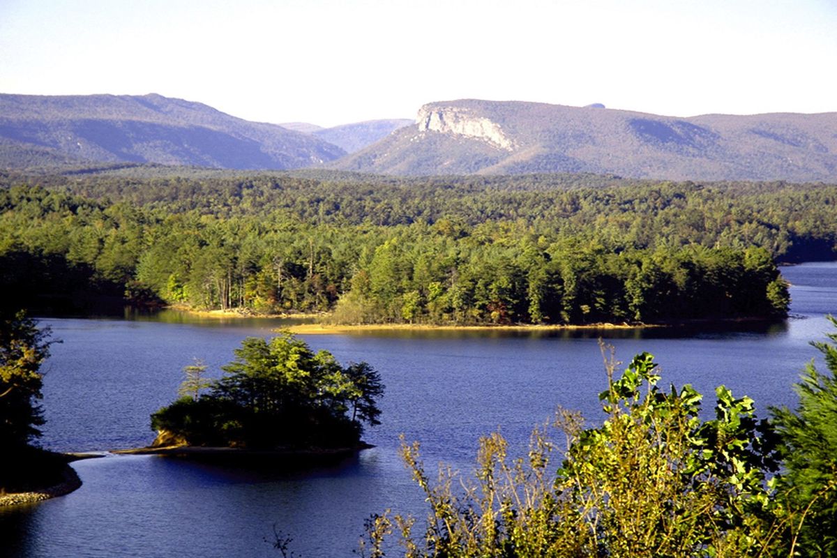 Secrets-Of-North-Carolina8217s-Lake-James-Rapids secrets-of-north-carolinas-lake-james-rapids