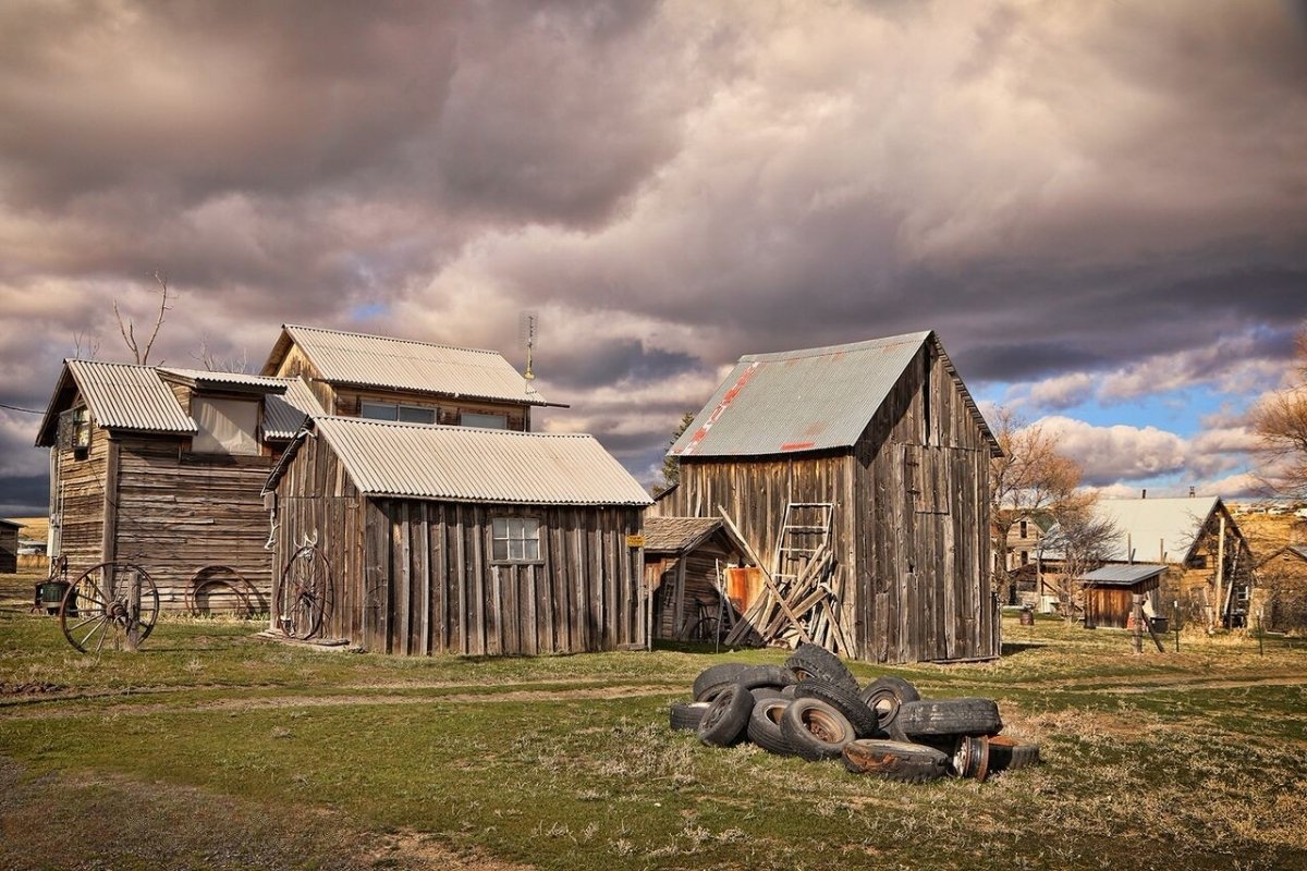 secrets-of-oregons-ghost-lumber-towns