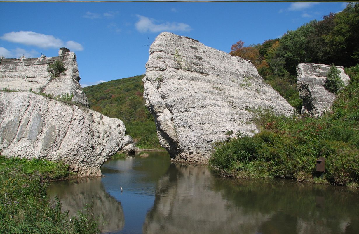secrets-of-pennsylvanias-pine-creek-stone-chambers