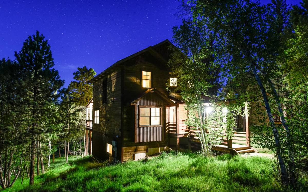 secrets-of-south-dakotas-bear-lodge-waters