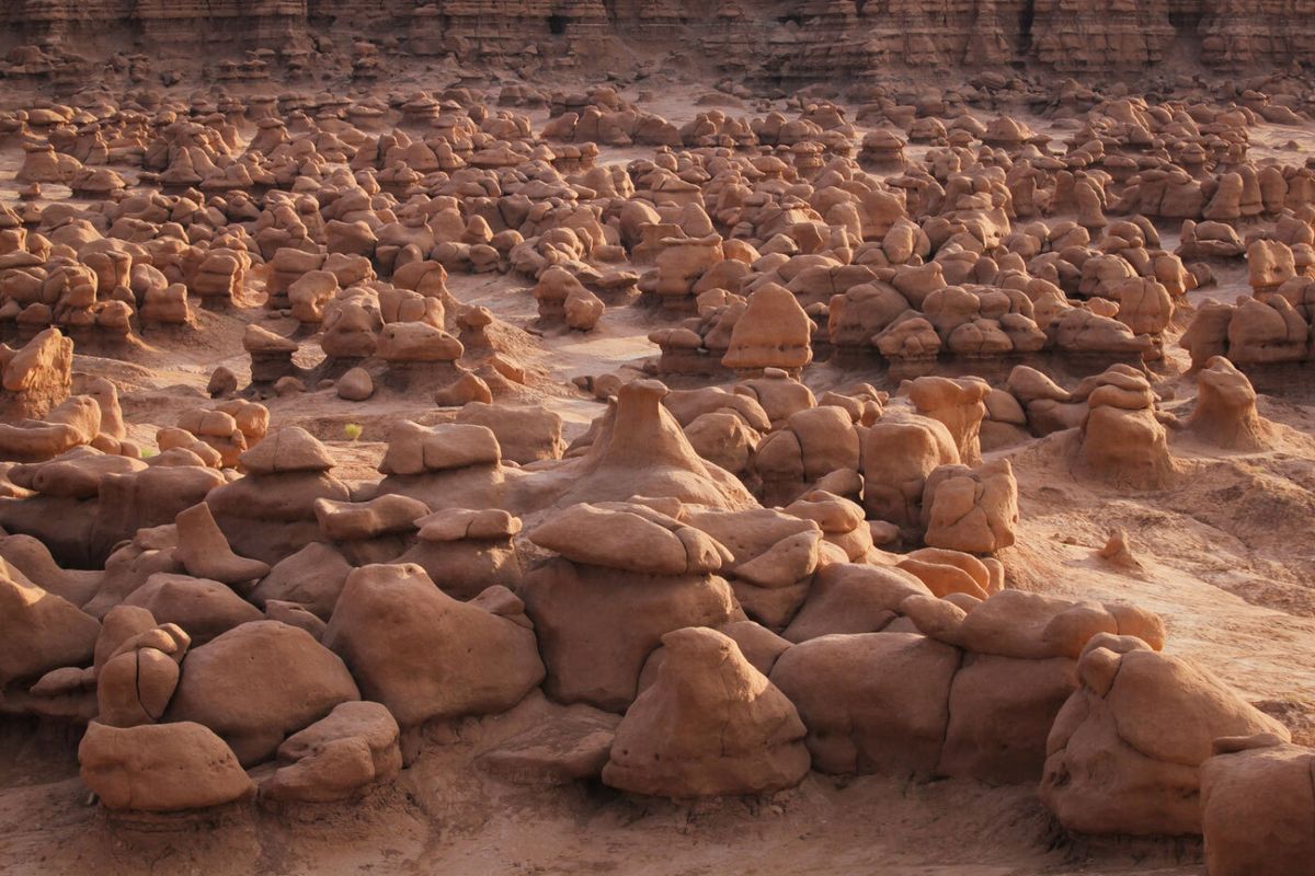 secrets-of-utahs-goblin-valley-stones