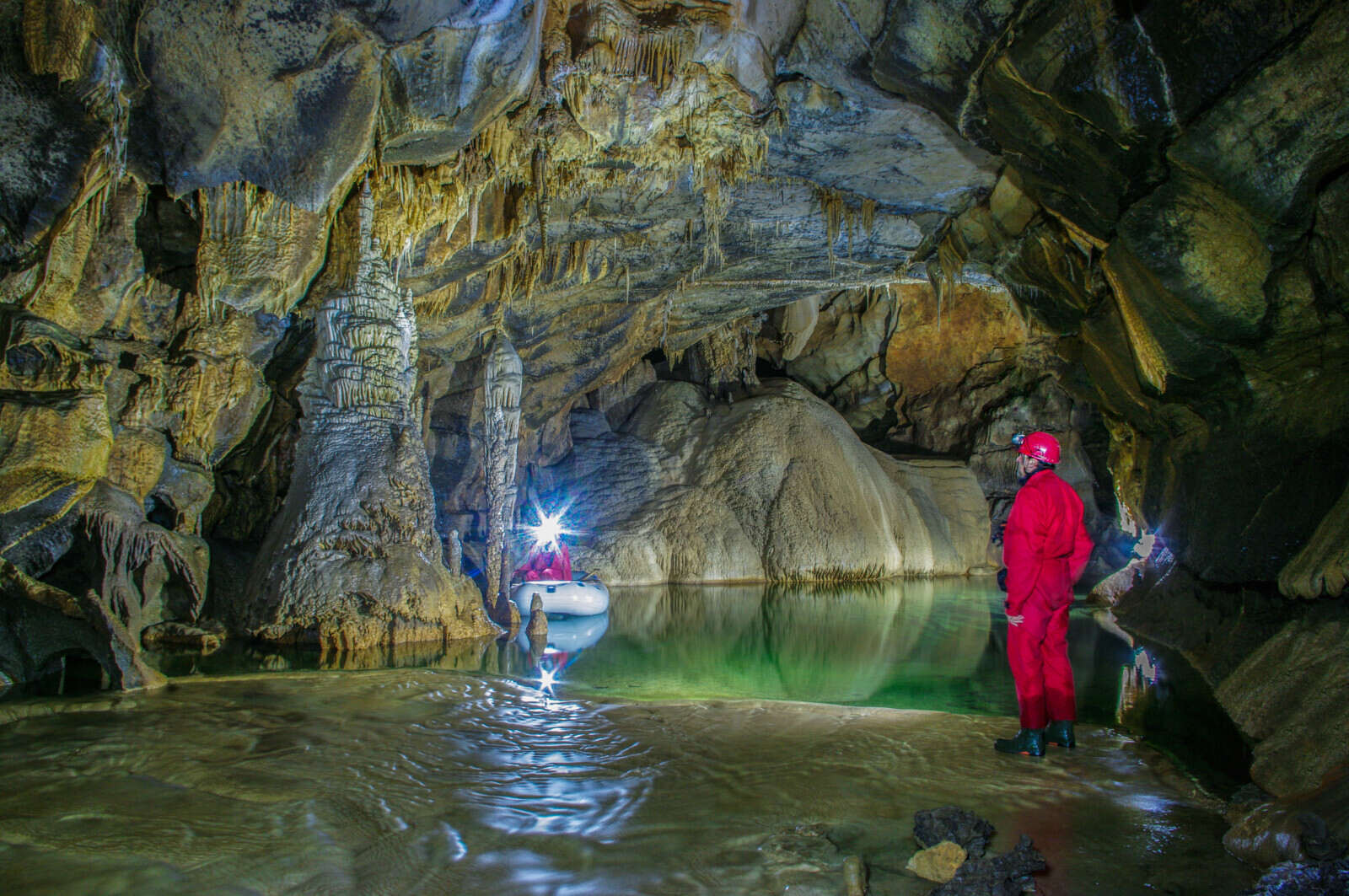 Secrets-Of-Virginia8217s-Salt-Pond-Mountain-Caves secrets-of-virginias-salt-pond-mountain-caves