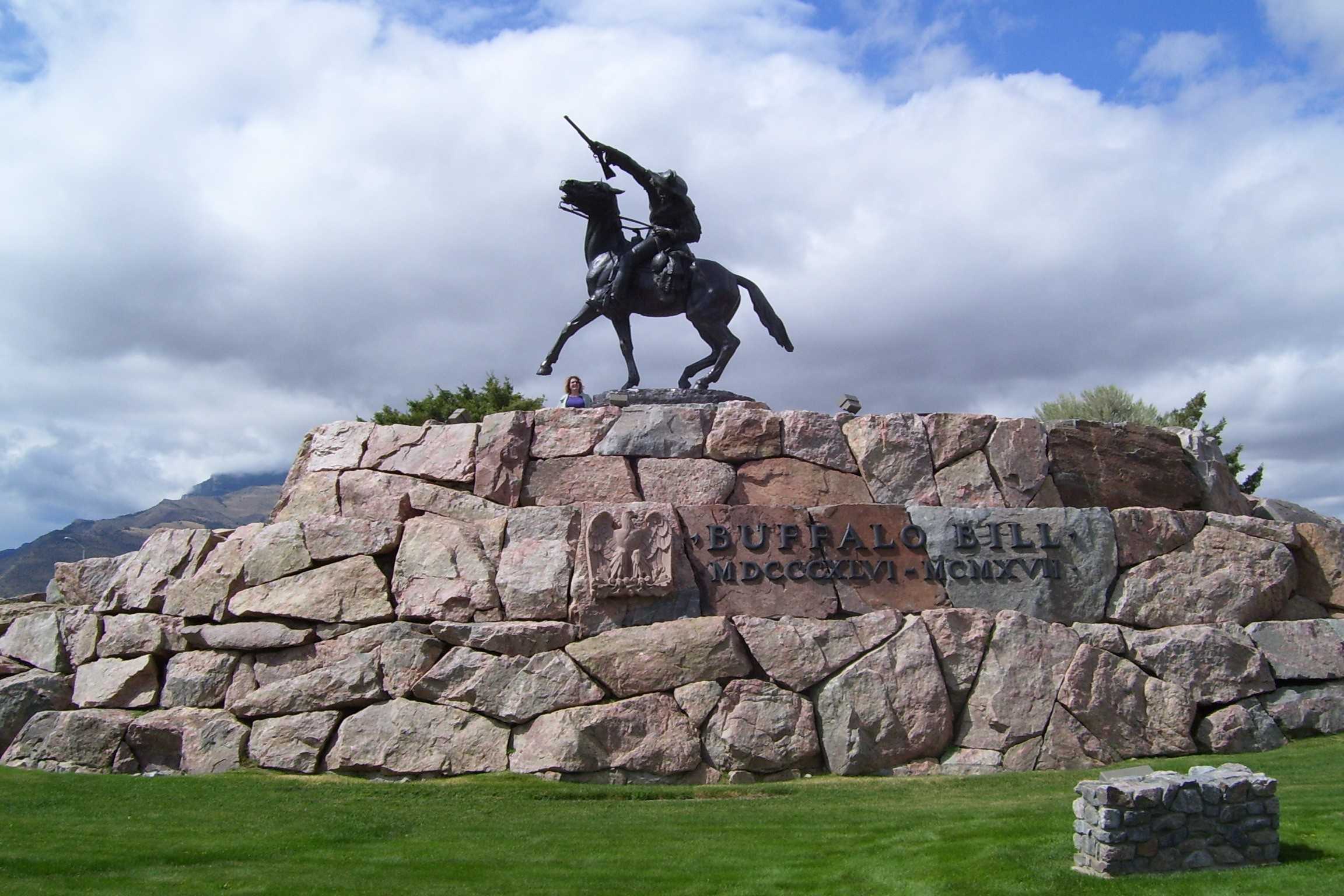 secrets-of-wyomings-buffalo-bill-rock-shelters