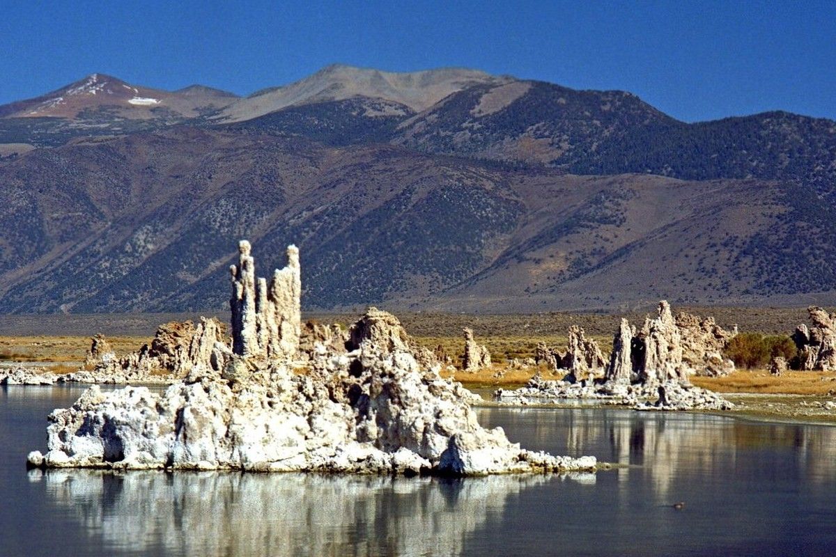 Curious-Tufa-Wonders-At-Mono-Lake curious-tufa-wonders-at-mono-lake