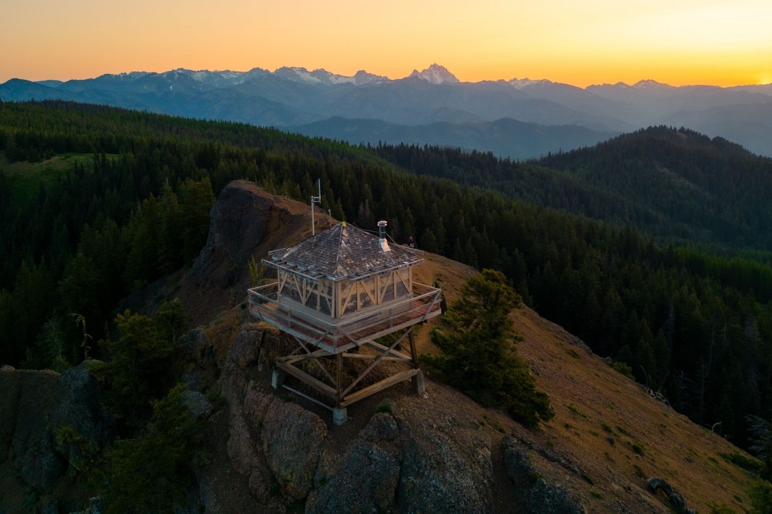 Hidden-Fire-Towers-In-Washington8217s-Colville-Mountains hidden-fire-towers-in-washingtons-colville-mountains
