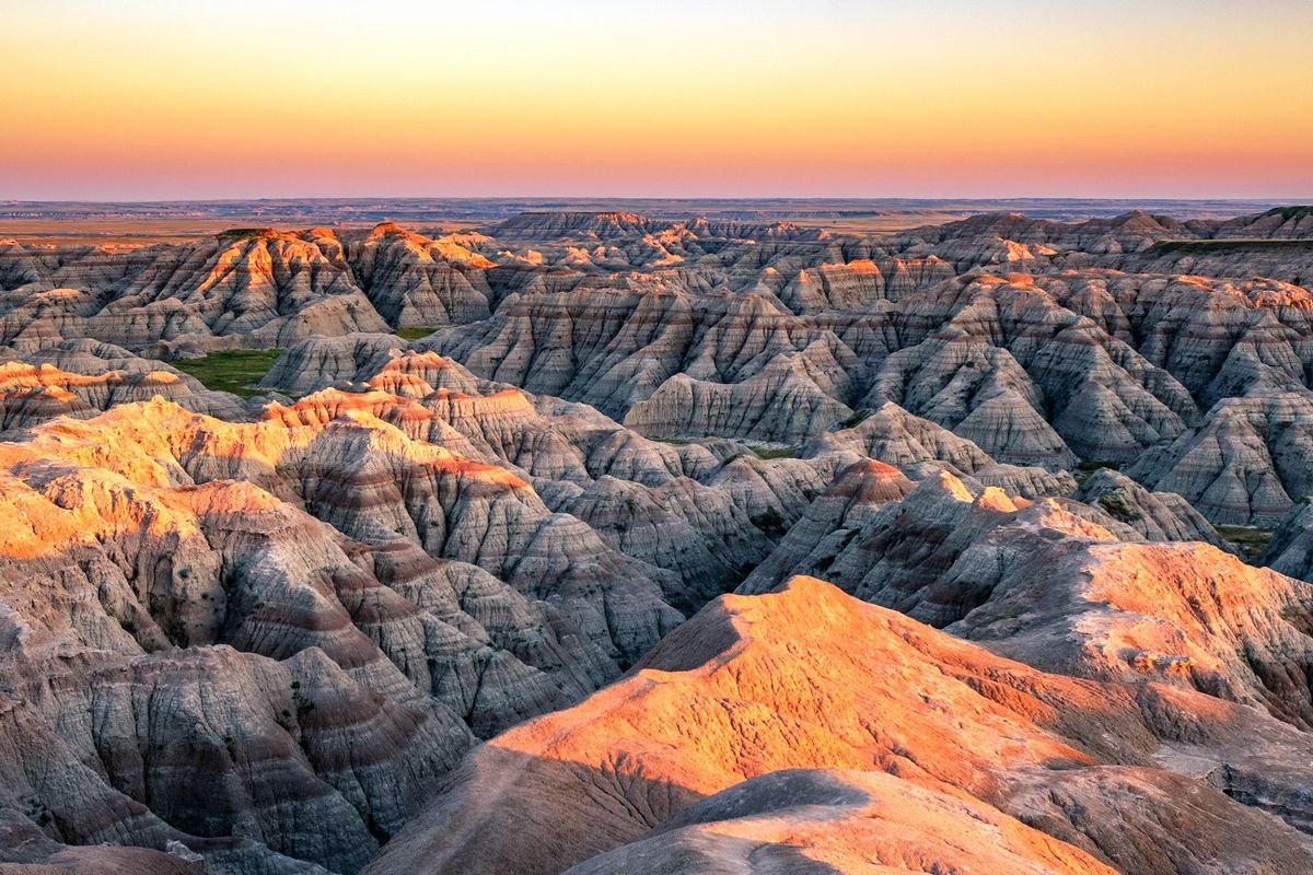 hidden-indigenous-signal-sites-in-south-dakotas-badlands