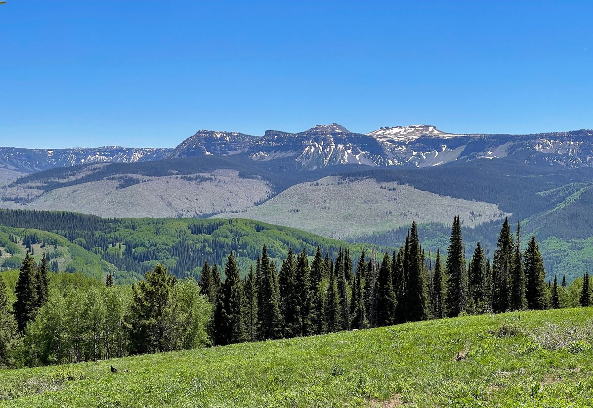 Hidden-Mountain-Lakes-In-Colorado8217s-Flat-Tops-Wilderness hidden-mountain-lakes-in-colorados-flat-tops-wilderness