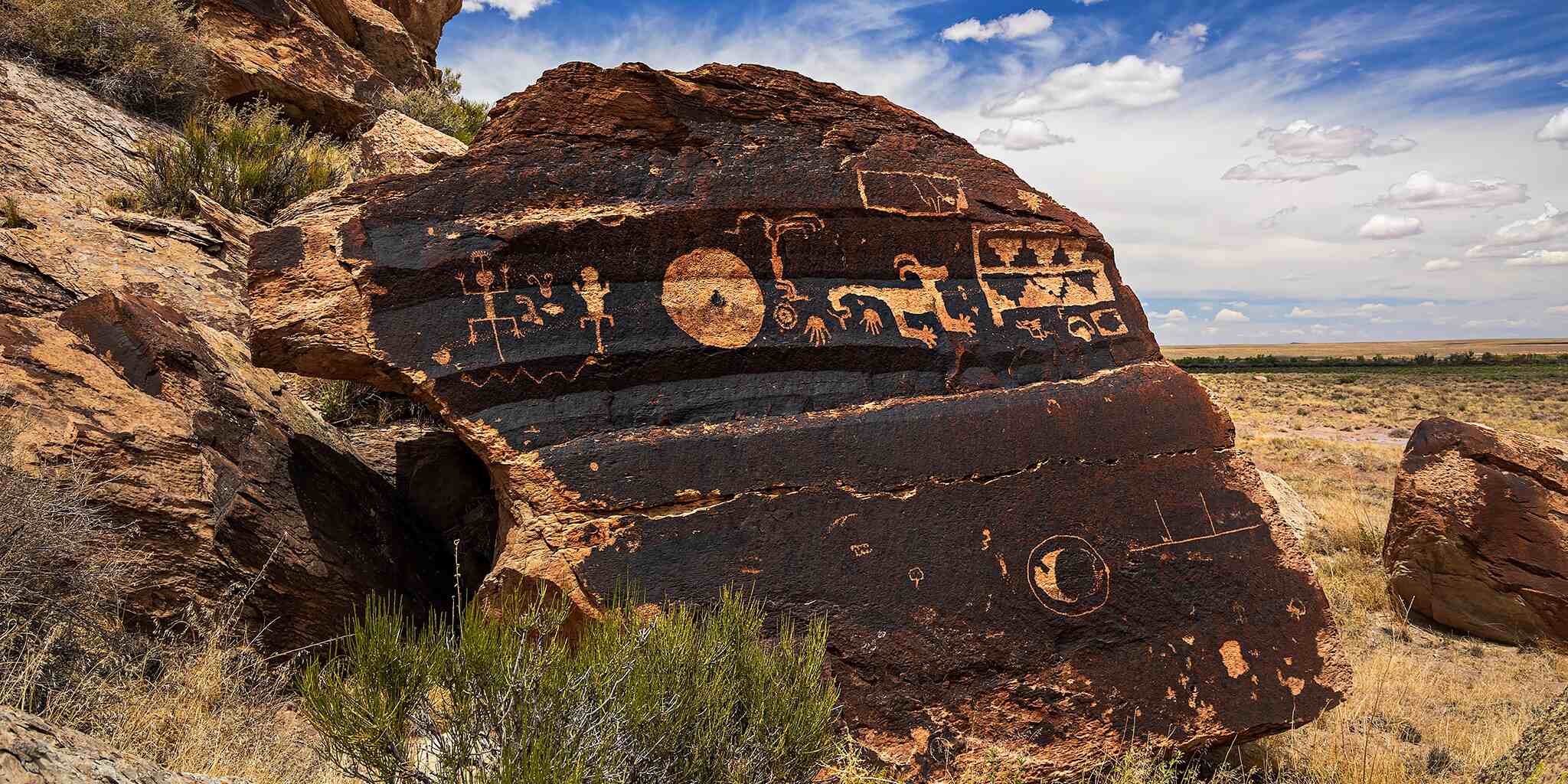 Hidden-Petroglyphs-Of-Arizona8217s-Painted-Desert hidden-petroglyphs-of-arizonas-painted-desert