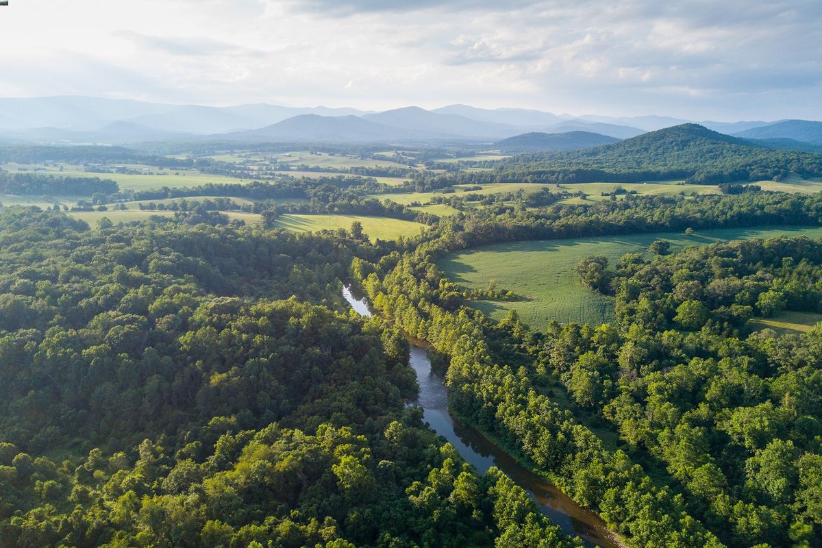 Hidden-Waterfalls-Of-Virginia8217s-Shenandoah hidden-waterfalls-of-virginias-shenandoah