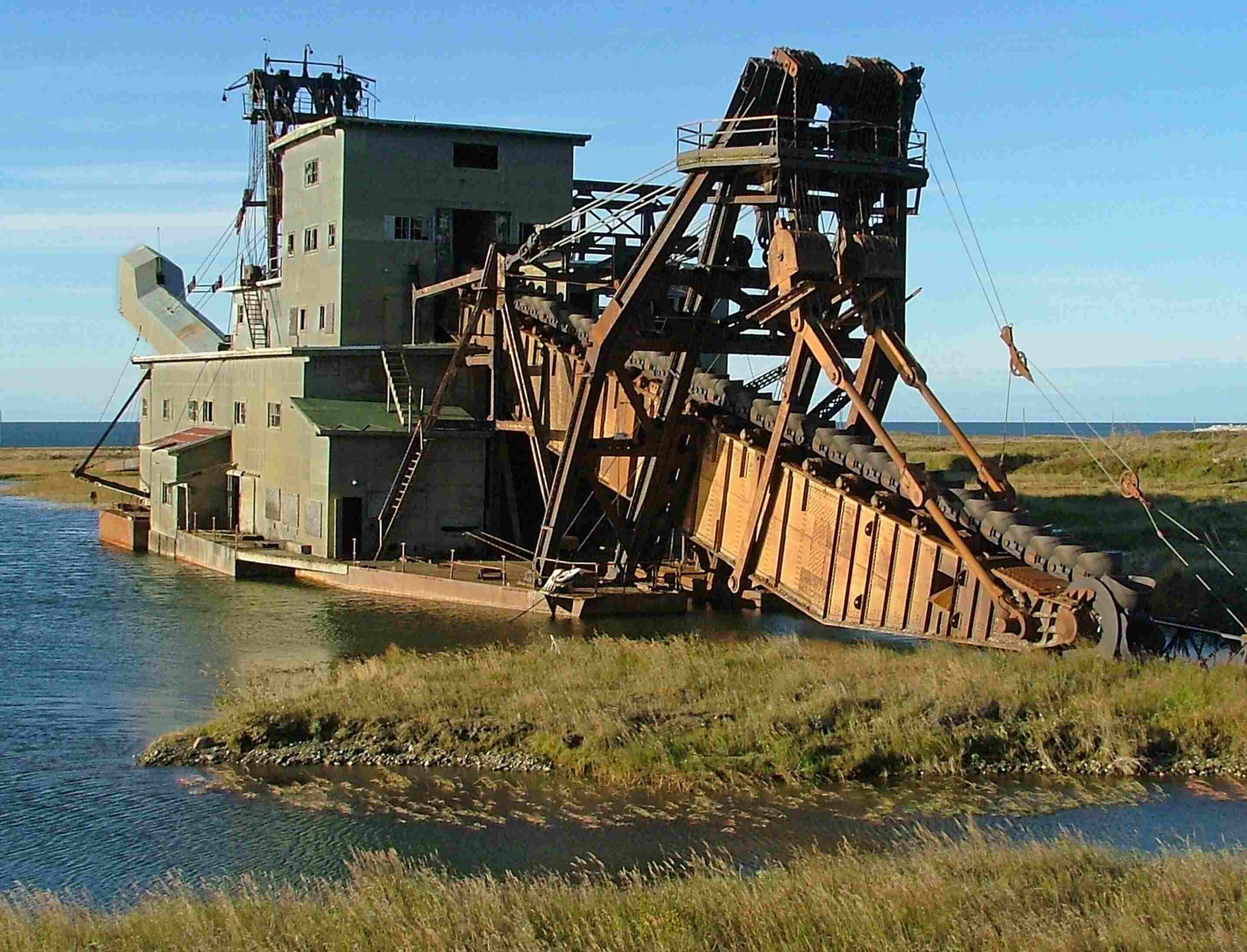 Secrets-Of-Alaska8217s-Abandoned-Gold-Dredges secrets-of-alaskas-abandoned-gold-dredges