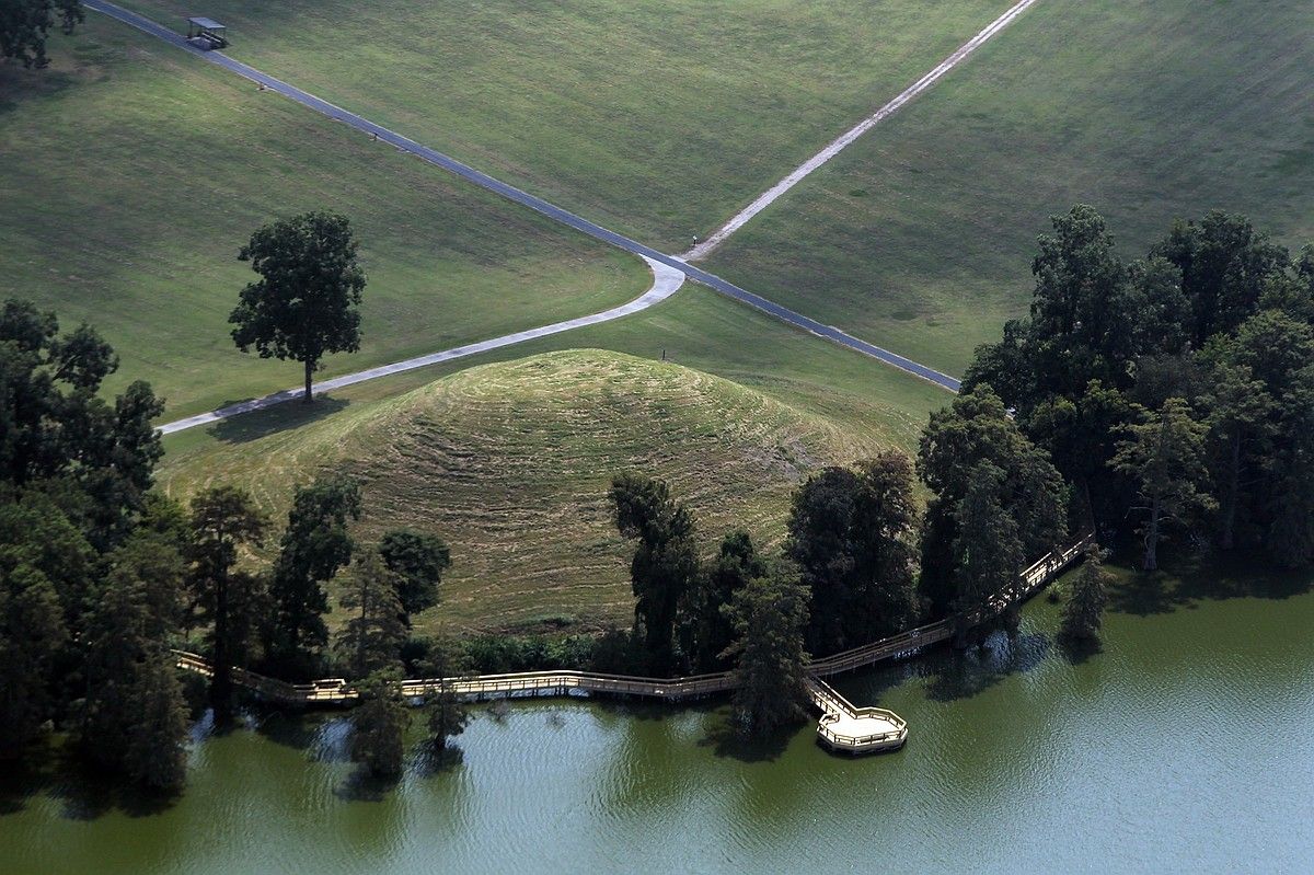 Secrets-Of-Arkansas8217s-Toltec-Mounds-Stone-Circles secrets-of-arkansass-toltec-mounds-stone-circles