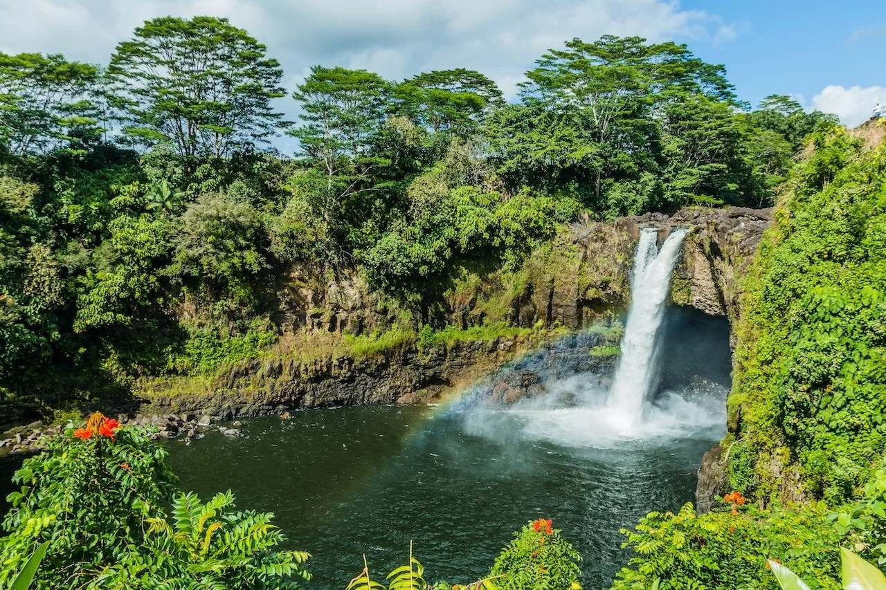 Secrets-Of-Hawaii8217s-Big-Island-Waterfall-Basins secrets-of-hawaiis-big-island-waterfall-basins