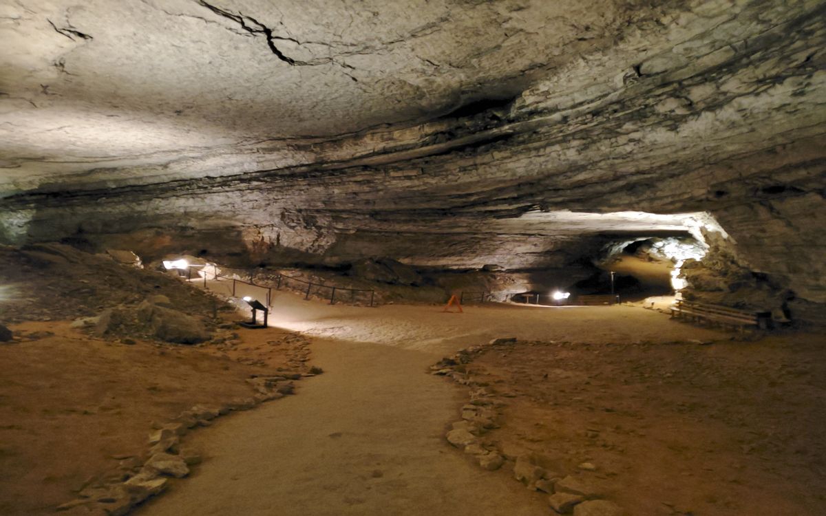 Secrets-Of-Kentucky8217s-Karst-Windows-In-Mammoth-Cave secrets-of-kentuckys-karst-windows-in-mammoth-cave