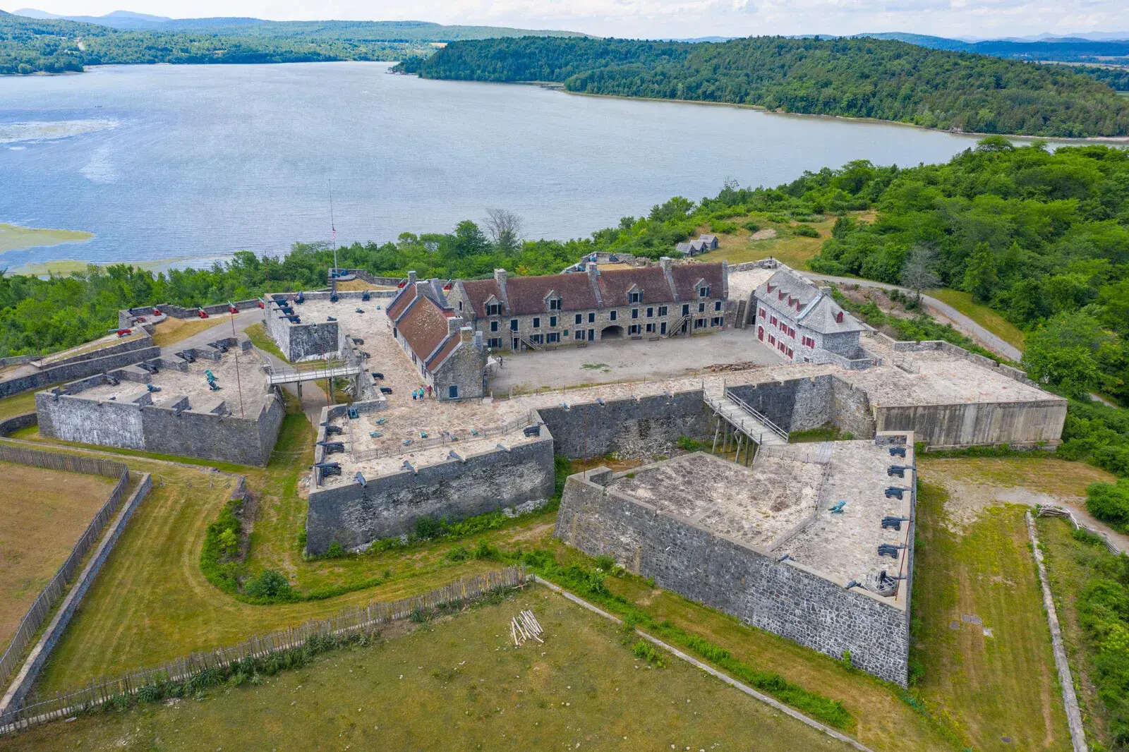 Secrets-Of-New-York8217s-Hudson-Valley-Forts secrets-of-new-yorks-hudson-valley-forts