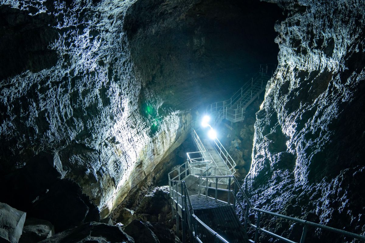 Secrets-Of-Oregon8217s-Ancient-Lava-River-Caves secrets-of-oregons-ancient-lava-river-caves