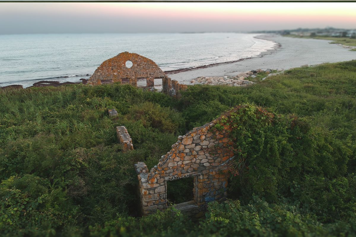 Secrets-Of-Rhode-Island8217s-Windswept-Coastal-Islands secrets-of-rhode-islands-windswept-coastal-islands
