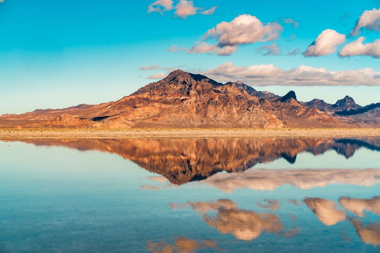 Secrets-Of-Utah8217s-Shimmering-Desert-Salt-Pans secrets-of-utahs-shimmering-desert-salt-pans