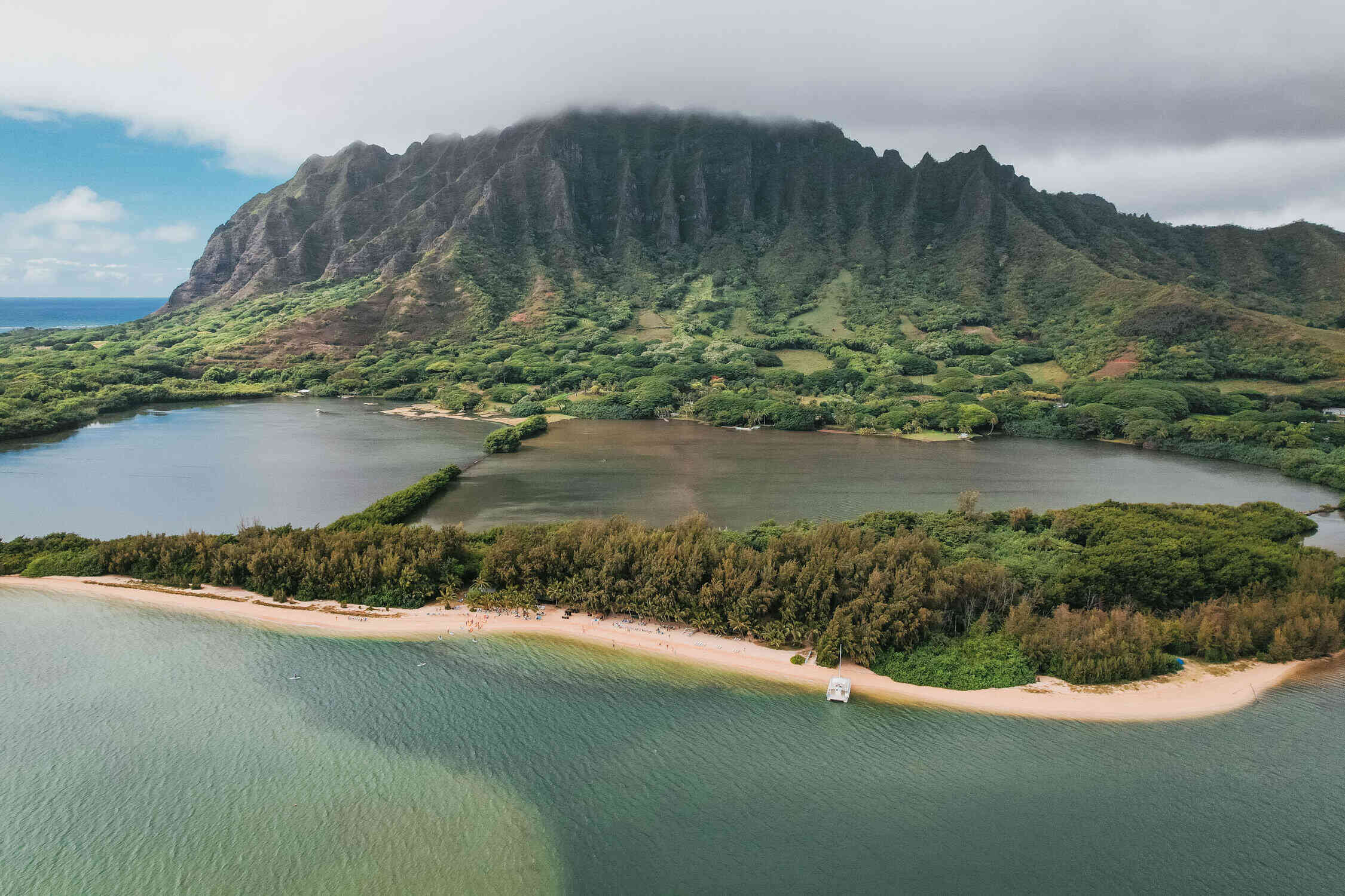 Hawaii8217s-Secret-Mountain-Peaks-And-Island-Views hawaiis-secret-mountain-peaks-and-island-views