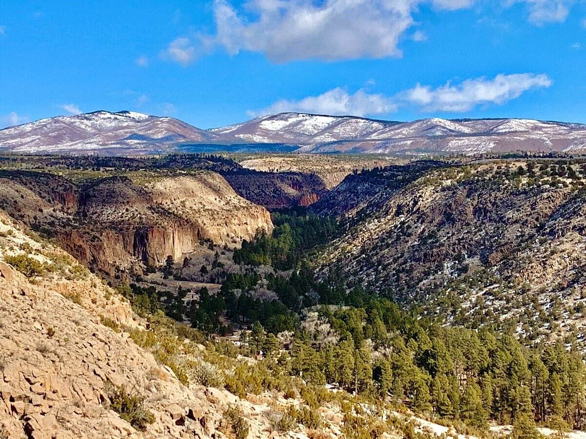 hidden-canyons-of-new-mexicos-bandelier-wilderness