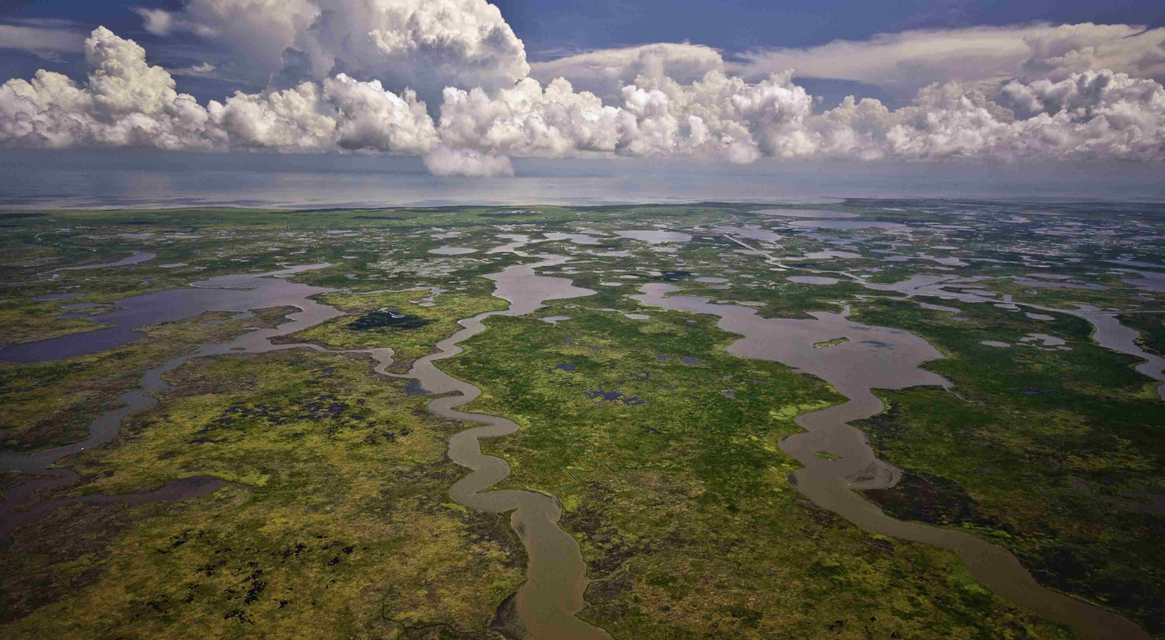 hidden-coastal-marshes-of-louisianas-sabine-national-wildlife-refuge