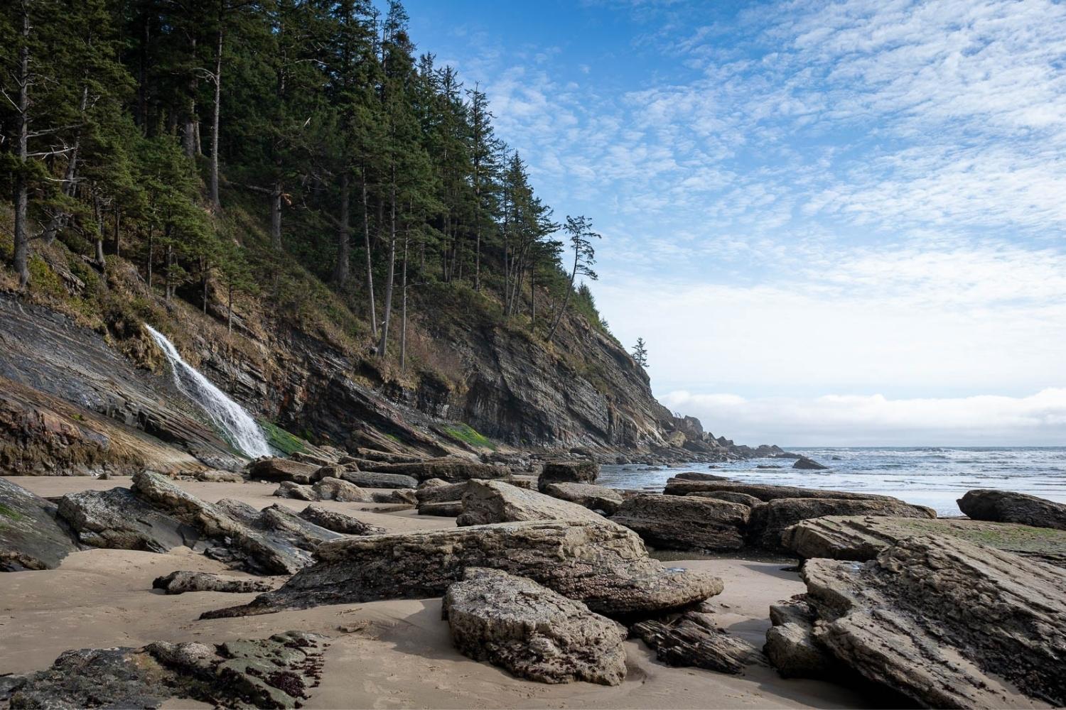 Hidden-Coastal-Waterfalls-Of-Oregon8217s-Oswald-West hidden-coastal-waterfalls-of-oregons-oswald-west
