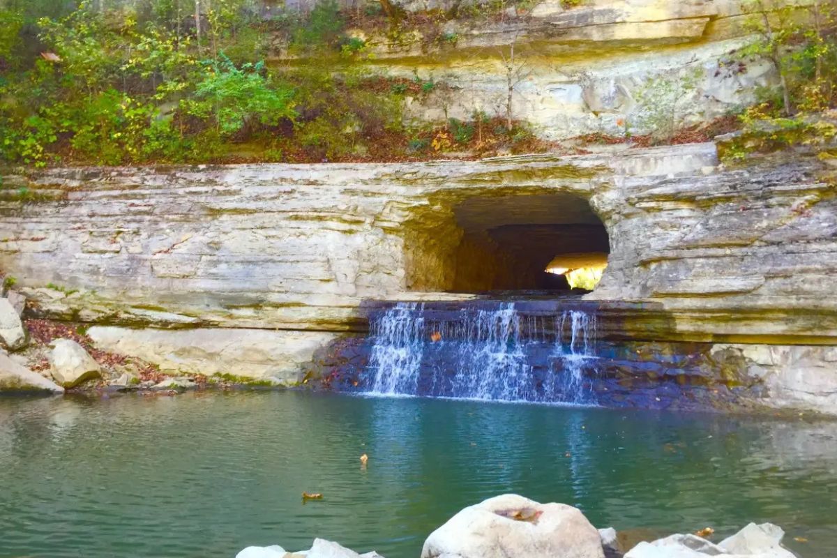 hidden-curves-of-tennessees-harpeth-river