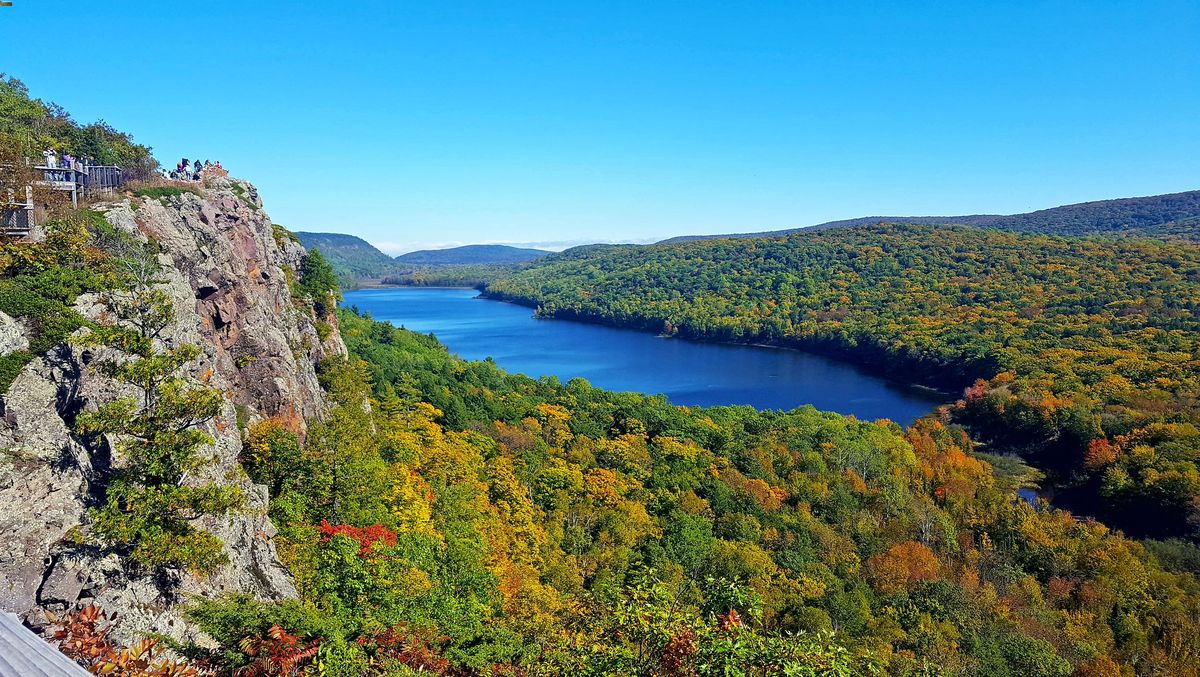 hidden-forest-retreats-in-michigans-porcupine-mountains