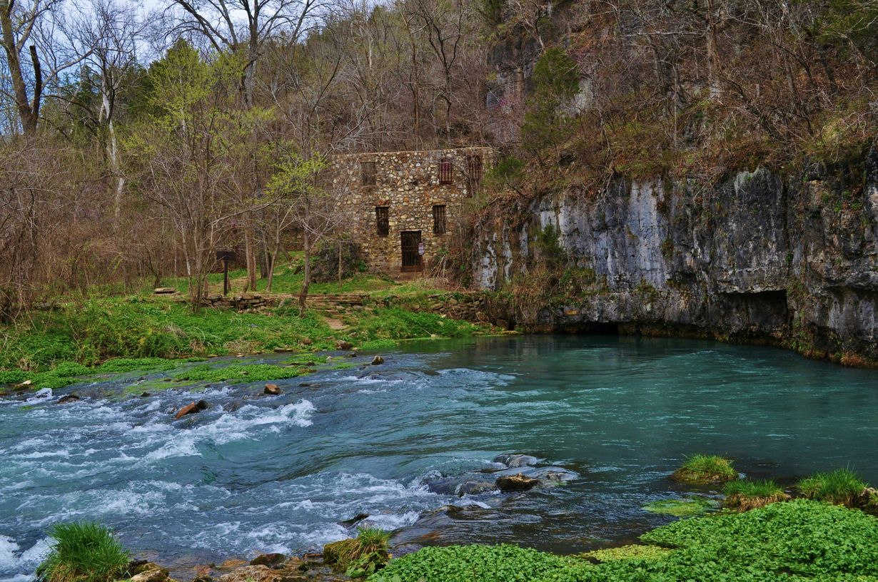 hidden-gems-of-missouris-ozark-springs