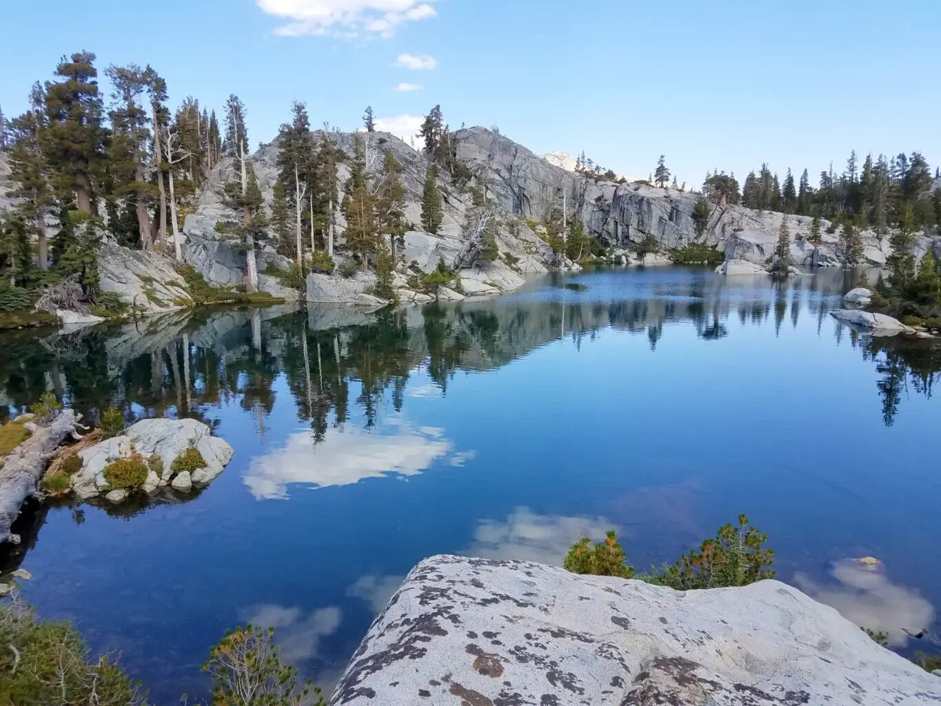 Hidden-Mountain-Lakes-In-California8217s-Desolation-Wilderness hidden-mountain-lakes-in-californias-desolation-wilderness
