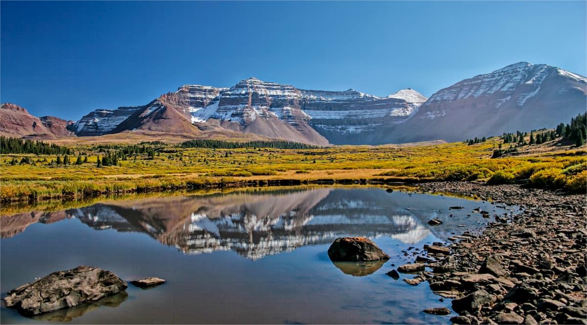 hidden-mountain-lakes-in-utahs-ashley-forest