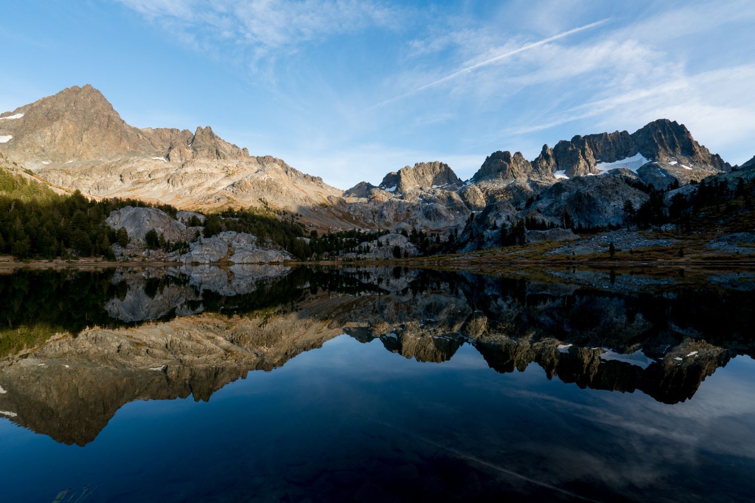Hidden-Mountain-Lakes-Of-California8217s-Ediza-Lake hidden-mountain-lakes-of-californias-ediza-lake