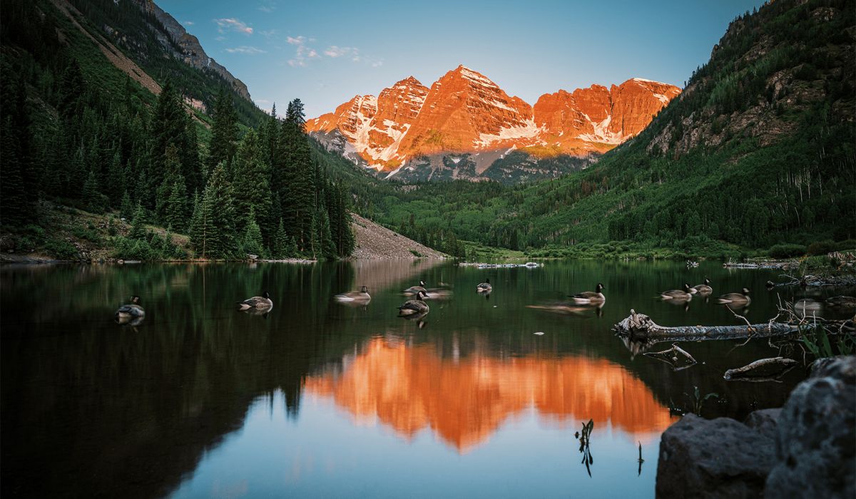 hidden-mountain-lakes-of-colorados-maroon-bells