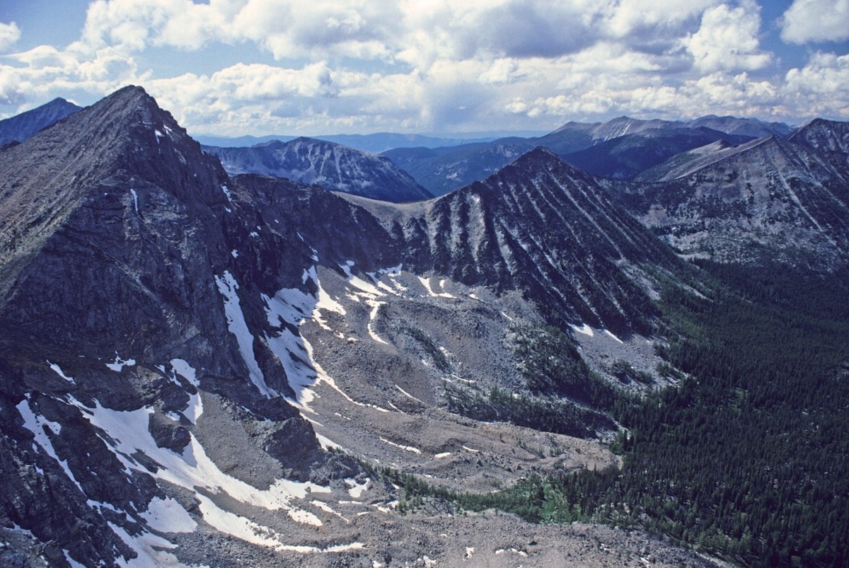 hidden-mountain-meadows-of-montanas-anaconda-pintler
