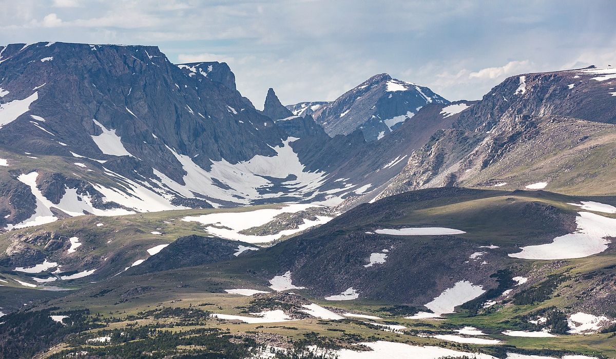 Hidden-Mountain-Meadows-Of-Montana8217s-Beartooth-Plateau hidden-mountain-meadows-of-montanas-beartooth-plateau